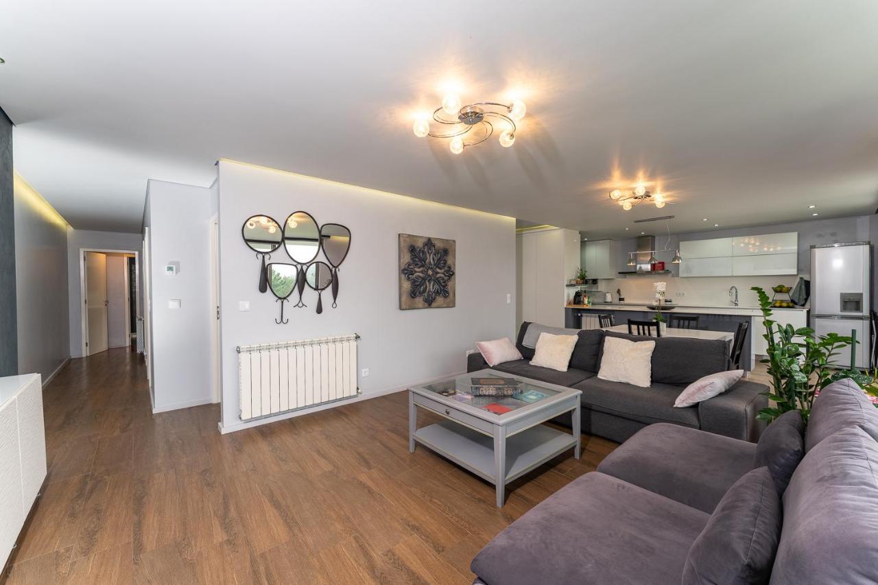 Apartament Golf Course - Luxurious Flat T3 - Ponte De Lima Zewnętrze zdjęcie